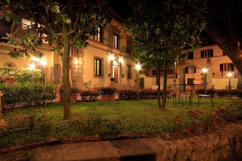 Villino Il Leone Hotel ฟลอเรนซ์ ภายนอก รูปภาพ